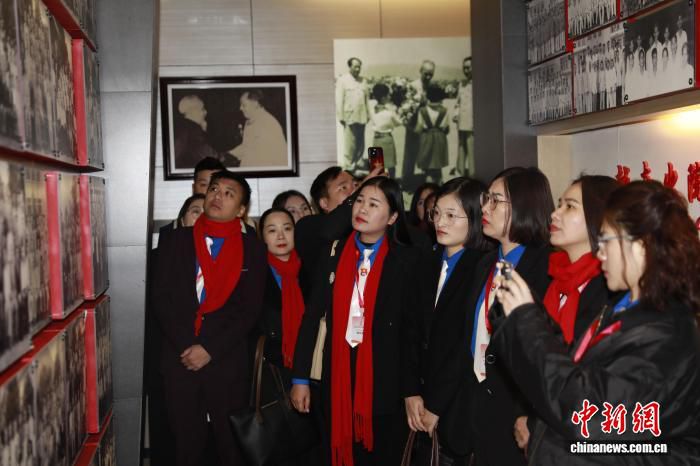 越南青年桂林实地探访“同志加兄弟”友谊