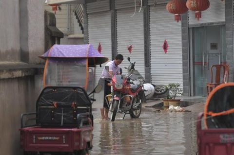 固镇|组图 | “孤岛”水退后 安徽固镇部分居民开始返家