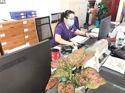 安检机“海归突击队”守好八桂抗疫“第一关”