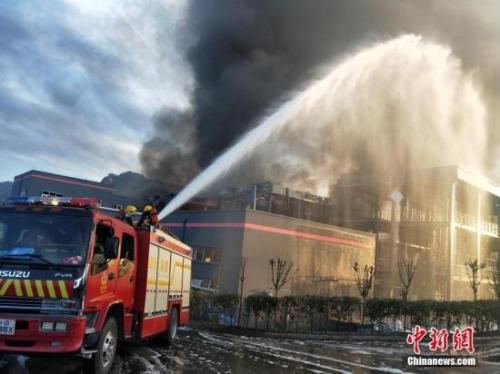 2018年7月13日，四川宜宾江安县恒达科技公司“7.12”爆燃事故现场处置结束，该起事故造成19人遇难，12人受伤。钟欣 摄