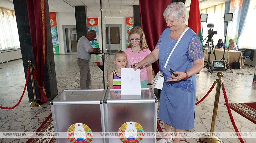 总统竞选|白俄罗斯总统大选结束 出口民调显示现总统卢卡申科胜选