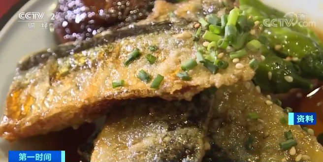 秋刀鱼|12艘捕捞船一无所获，这里“天灾级别的鱼荒”再上演？！价格一度翻涨四五倍，今年还要贵下去？