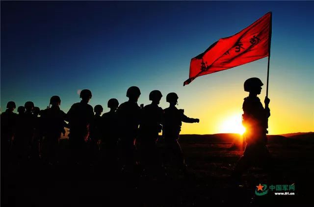 ��Ӣ�۵�����(y��n)���߅Ⱥ��r��Ո��Ҫ��ӛ������������