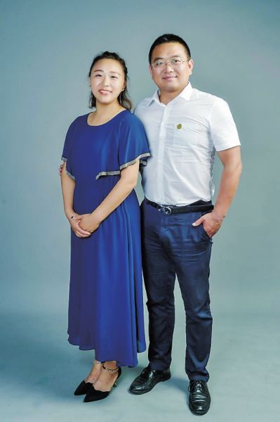 田智敏与妻子