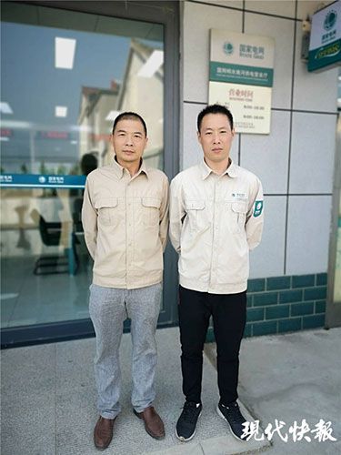 电工拉完电闸又十多次冲入火场，盐城两电工变身消防员