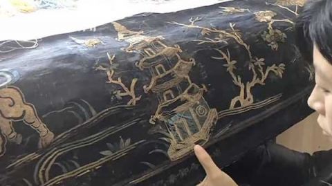 文化|百年诏书碎成＂渣＂ 修复手艺人历时3月将它＂复活＂