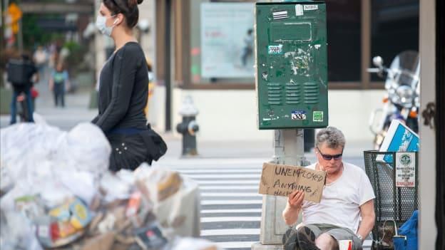 疫情|美国上周首次申请失业救济人数为141.6万人 连续18周超过100万人