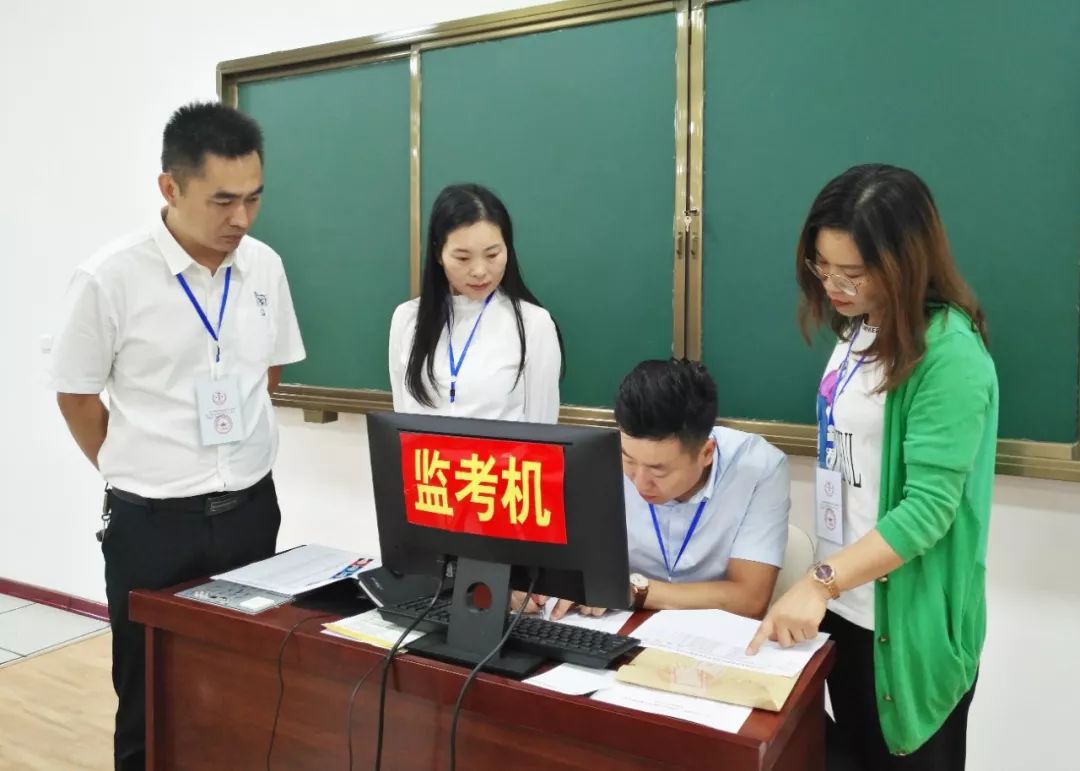 "由省司法厅牵头的河南省国家统一法律职业资格考试联席会议,针对"保