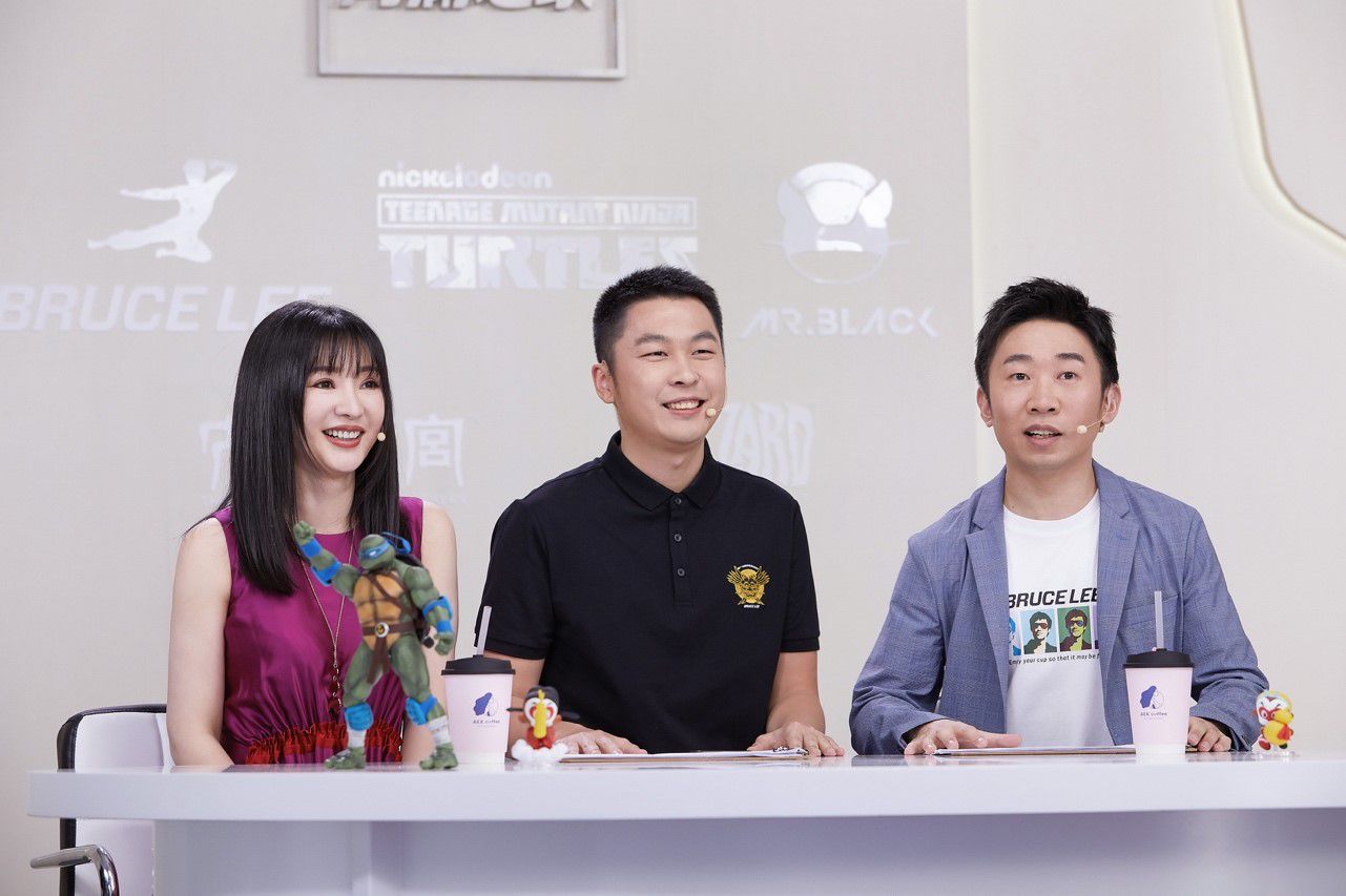 『海澜之家』海澜之家：从IP联名到直播卖货