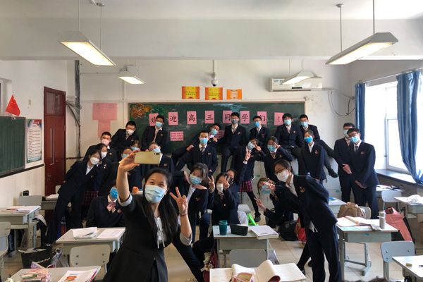 疫情30省区市开学复课 学校防疫多管齐下“很硬核”