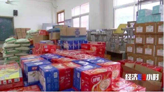 三农|一片汪洋！断电断路！不到2天，他们紧急建起364米浮桥！