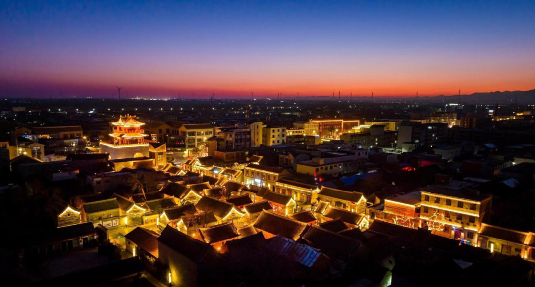 夜幕中的朝歌老街-大河号-大河网