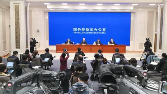 ■我国10天向国外紧急提供有创呼吸机1700多台