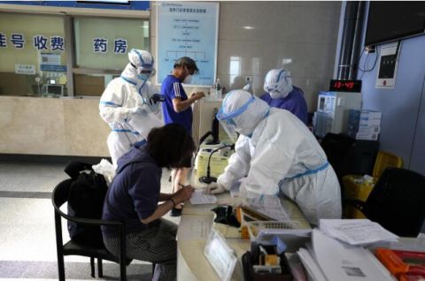 疫情“我们要跑赢病毒！”距离此波疫情“震中”最近的天坛医院这么干