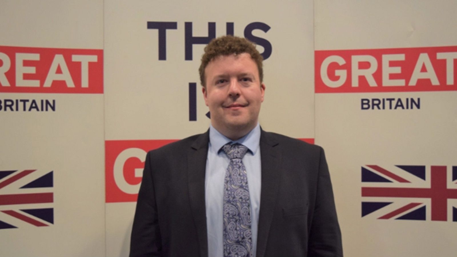 『英国工作』英国一名高级外交官因患新冠肺炎去世