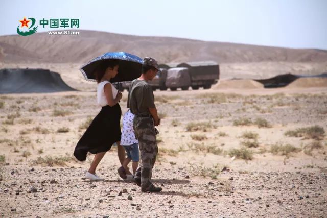 ��Ӣ�۵�����(y��n)���߅Ⱥ��r��Ո��Ҫ��ӛ������������