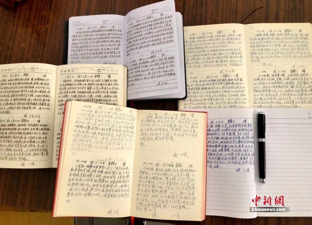 感人日记爷爷11年写7本日记只为记录痴呆老伴的生活