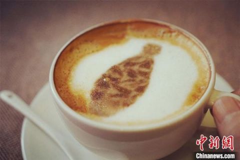 咖啡铜奔马、彩陶王等文物“恋”上咖啡