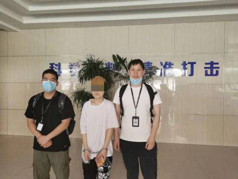 |东北这对男女以招嫖为名骗取收款二维码，50万单才挣1万元，还被卷入一团伙洗钱大案