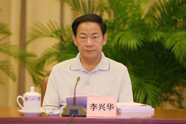 从一名乡村教师成长为正厅级干部,吴水霖为何会沦落到如此地步?