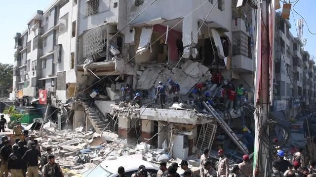 |巴基斯坦卡拉奇时隔一天又发生爆炸，已造成至少3死15伤