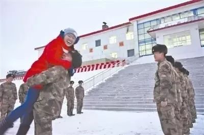 ��Ӣ�۵�����(y��n)���߅Ⱥ��r��Ո��Ҫ��ӛ������������