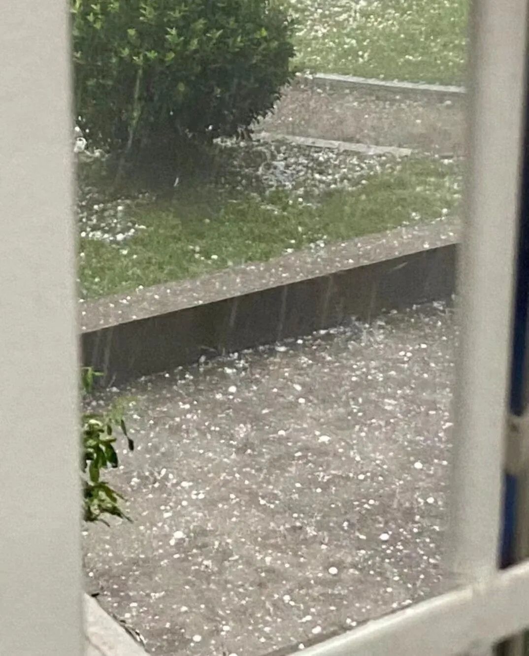 震惊信阳今天下冰雹了