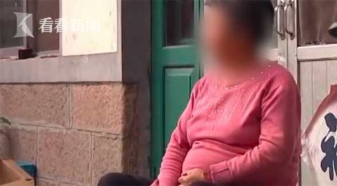 |净化血液？体验＂神秘＂理疗仪 老太当场晕厥送医