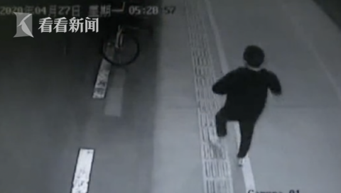 婚姻|逃犯自首与妻子＂喜提＂结婚证 两民警当了证婚人