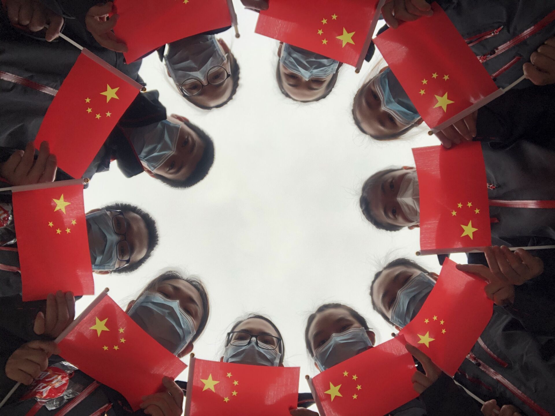 『医疗』凯旋！四川援助湖北医疗队117人31日回川