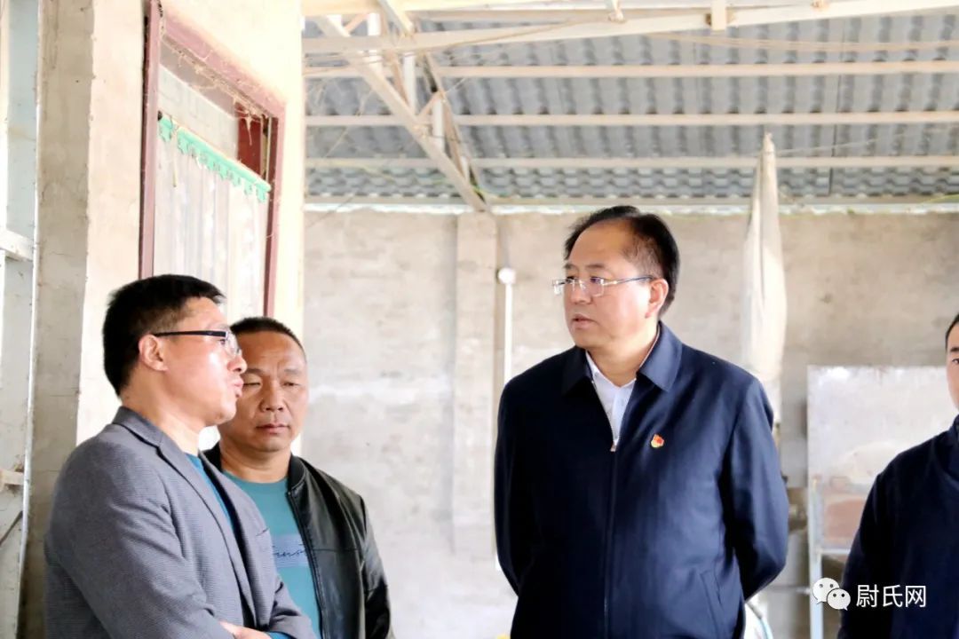 梁东雁调研脱贫攻坚和产业扶贫工作