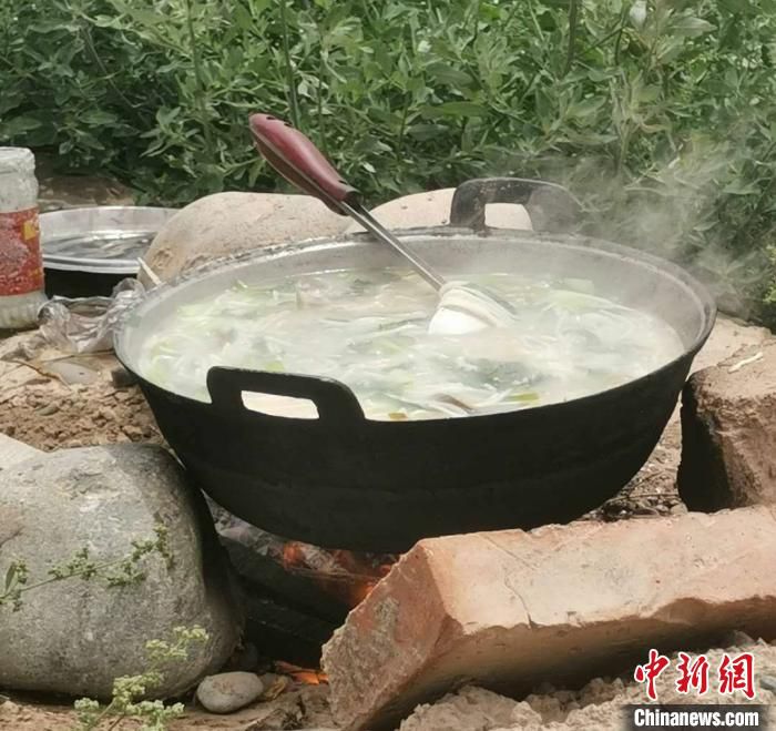 黑河|甘肃张掖访黑河：生态修复已见成效 乱石滩渐成氧吧KTV