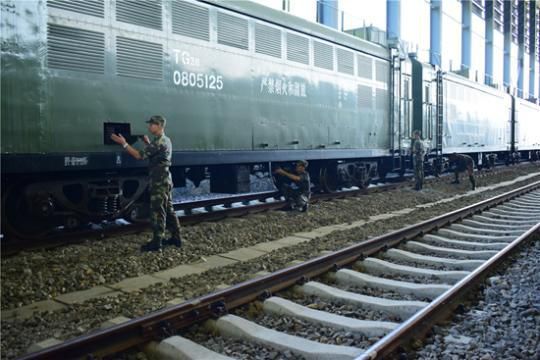 导弹|神秘的导弹押运兵：在万里铁路线上护卫大国长剑