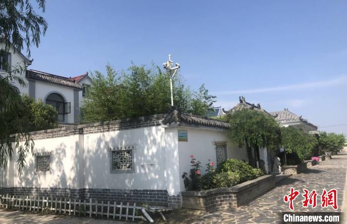 灌云探访江苏灌云潮河村：沂水河畔一湾碧 水美乡村入画来