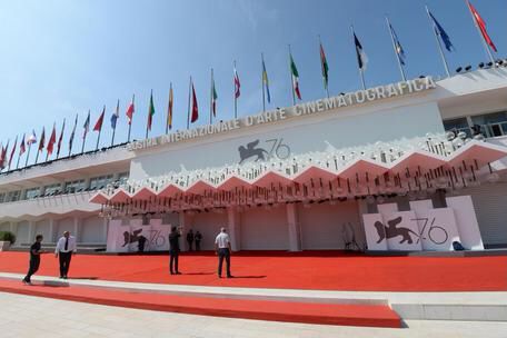 电影节意大利威尼托大区主席：威尼斯电影节将在9月如期举办