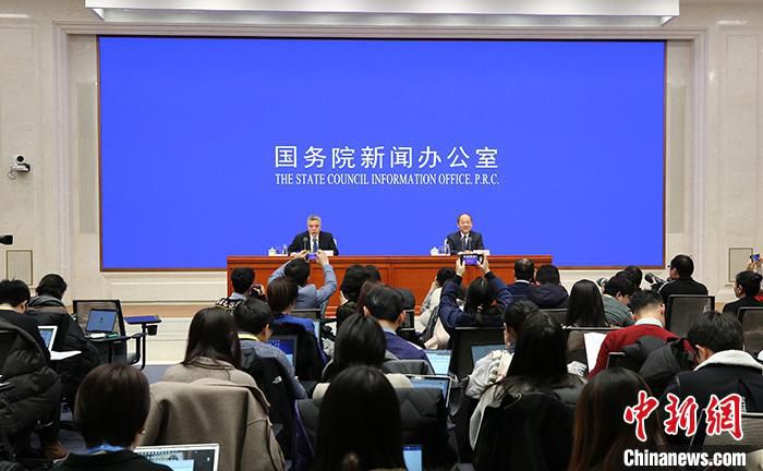 1月17日,中国国务院新闻办公室在北京举行新闻发布会,国家统计局局长
