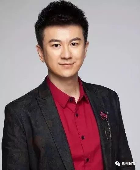 1978年出生于辽宁的央视主持人马跃毕业于中国传媒大学,2004年正式