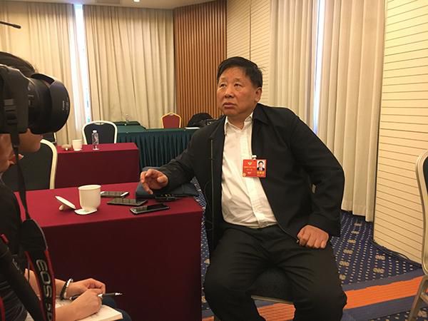 正部级官员当交响乐团团长兼大提琴首席:底气