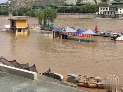 黄河|黄河水位连续三天居高不下，防汛形势仍然严峻