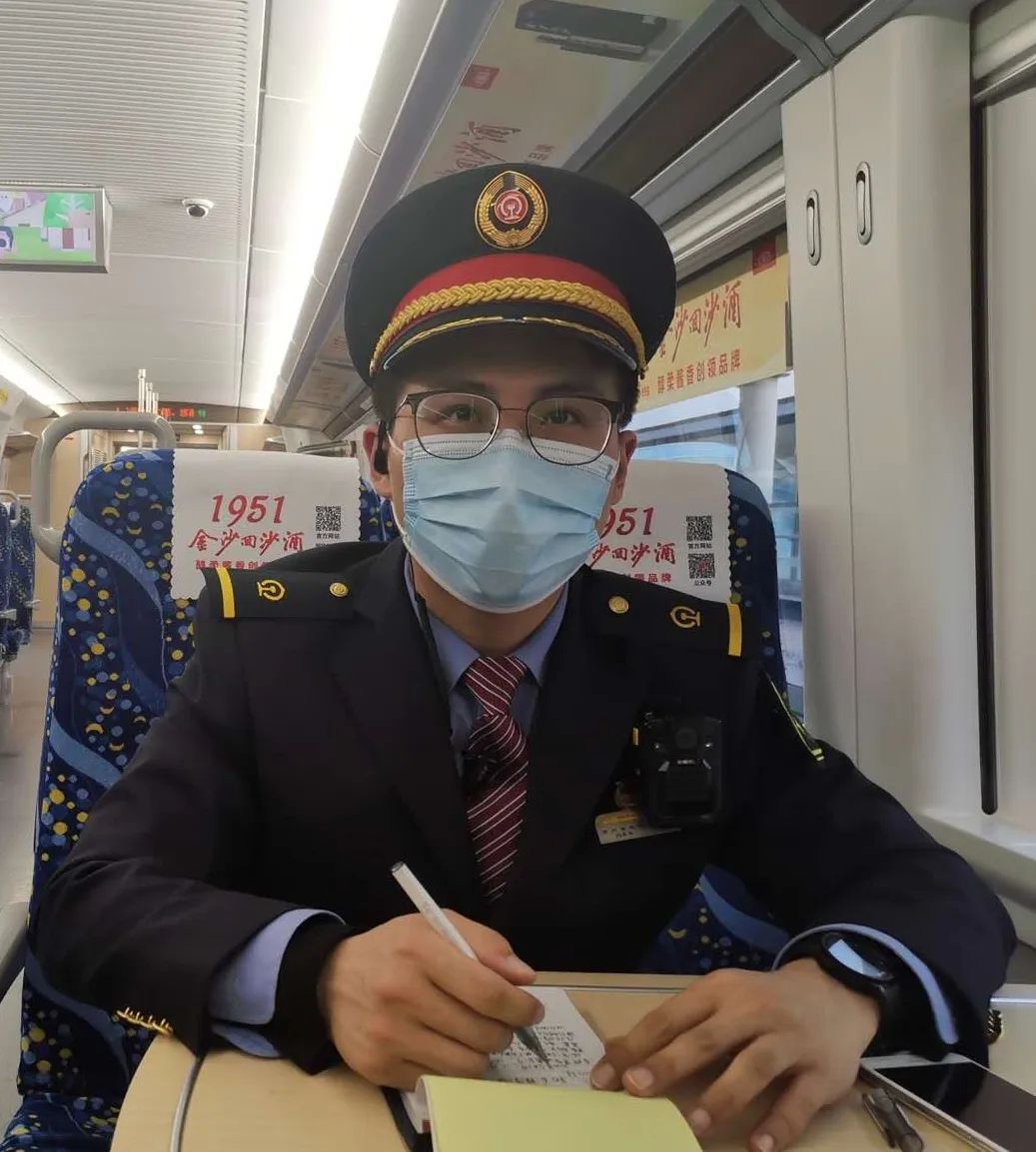 抗疫日记张蒙恩最好的保鲜就是让自己不断进步