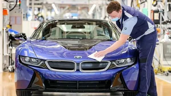 德国汽车宝马将裁员六千人，为金融危机以来首次