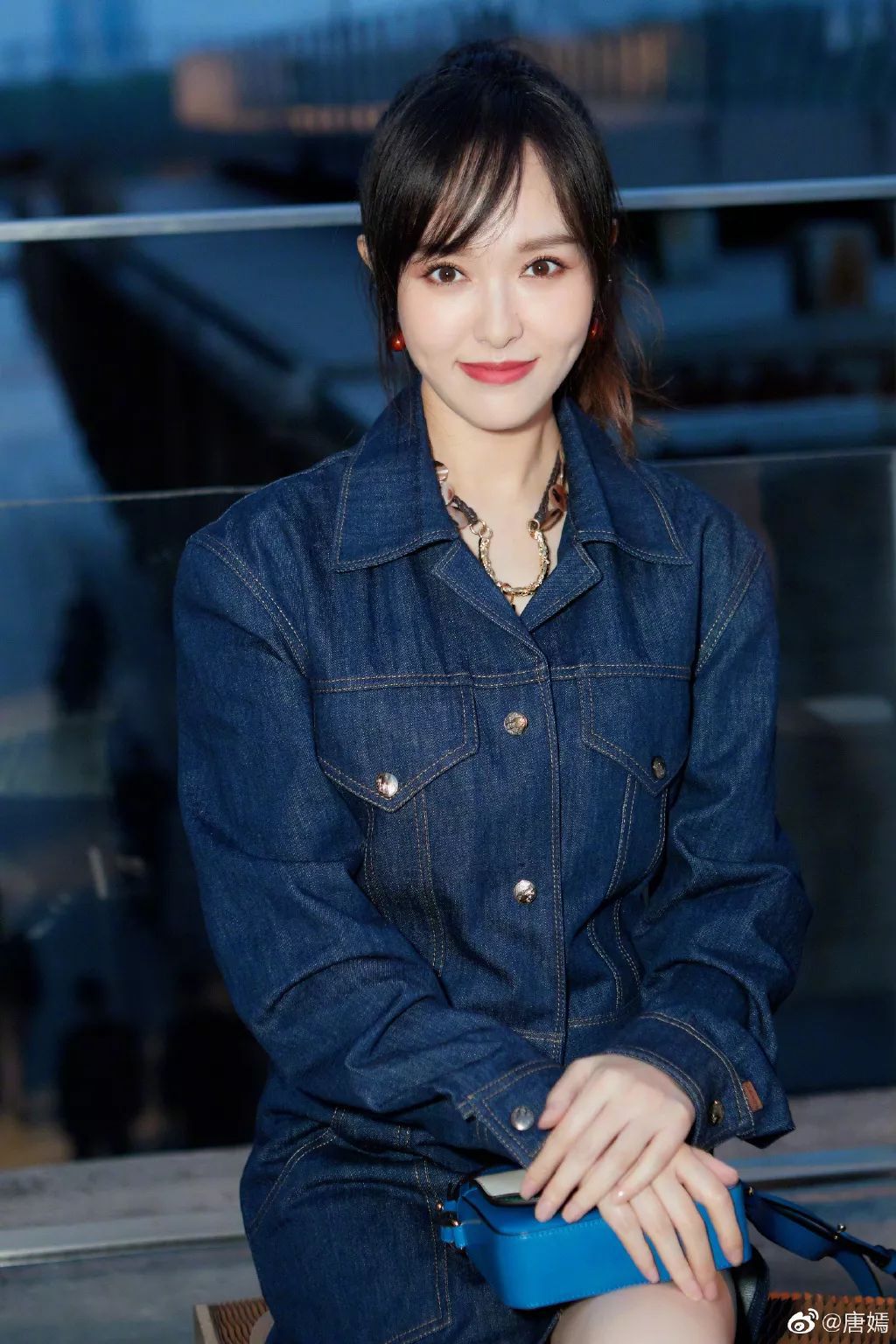 唐嫣被曝怀孕小腹隆起照片流出