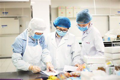 安检机“海归突击队”守好八桂抗疫“第一关”