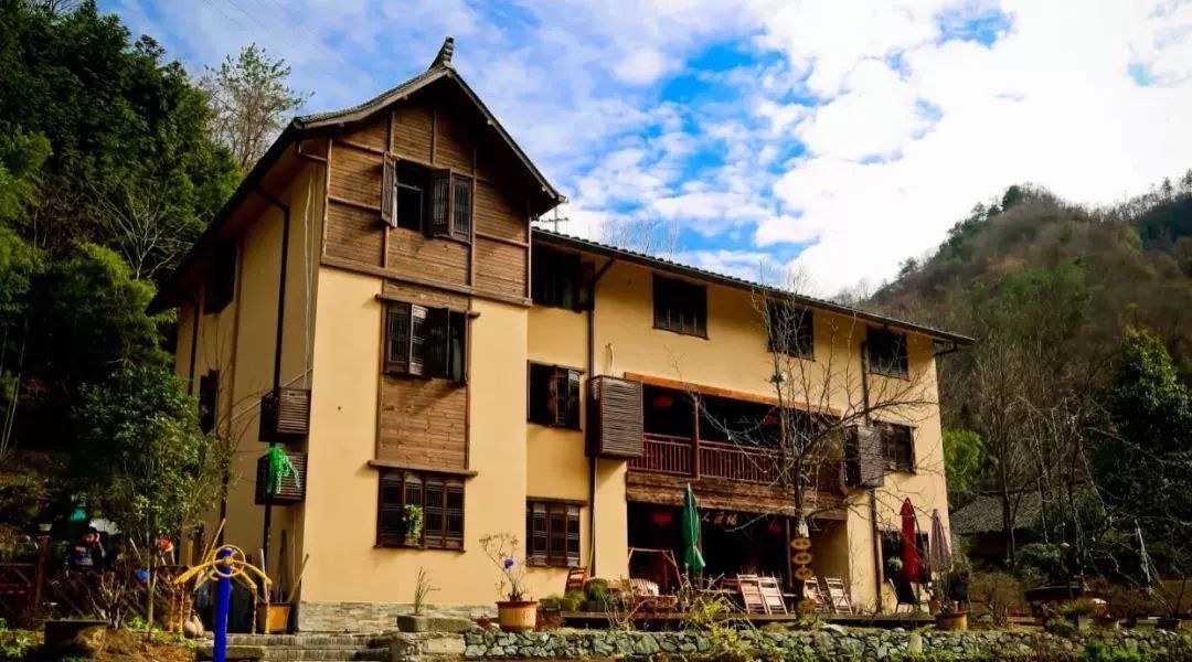 城事热文:光山老街|国家3a级景区|传统村落光山乡镇:风电场|村村通