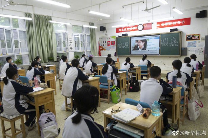 升学考试武汉首批121所学校高三年级正式复学