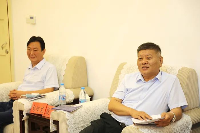 上海大学|上海大学优秀生源基地授牌仪式在河南省实验中学举行