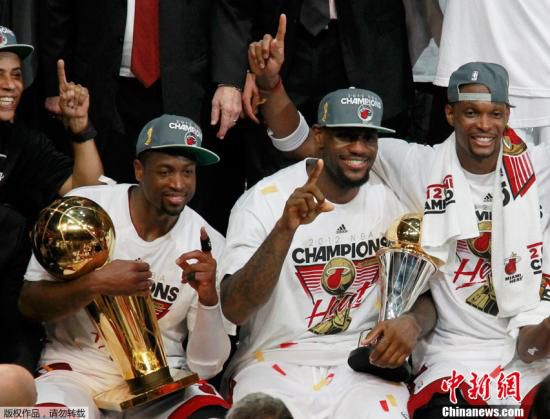 YWpOODZSX0l0UmtocjN0RFlWZWJ5bi01SDNJPS9odHRwJTNBLy9pbWFnZTEuY2hpbmFuZXdzLmNvbS5jbi9jbnN1cGxvYWQvYmlnLzIwMTIvMDYtMjIvNC00MjYvNmFhMDQyZTRmYWIyNDk4M2E1YmE5MGU1MWUzODc1NDQuanBn