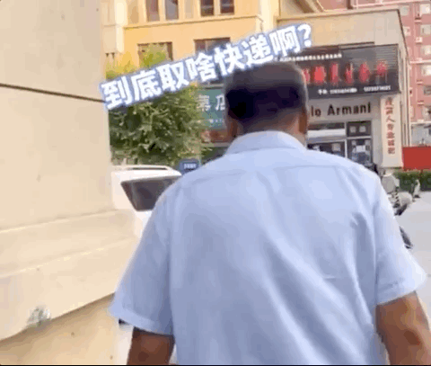 退伍|父亲“偶遇”退伍儿子表面淡定，但这个细节藏不住……
