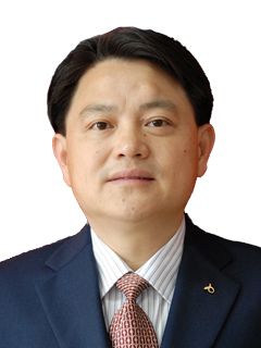 湖北宜化原董事长蒋远华被逮捕涉受贿罪挪用公款罪等