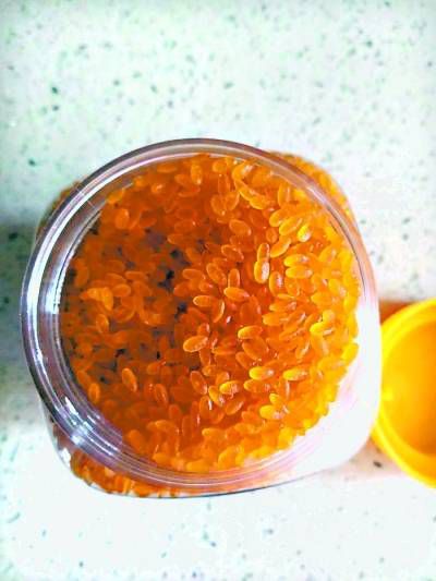 旅游买回黄金米其米粒内真的含有黄金元素吗?